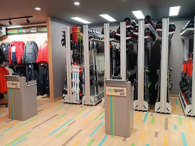 Ski hire shop Ekosport-Rent Auriski in Résidence Odalys - Place des Orgières, Auris-en-Oisans
