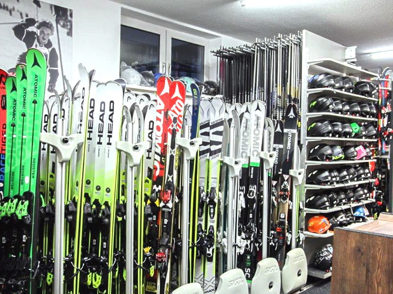 Ski hire shop Sportfarm in Riehlstrasse 1, Fulpmes