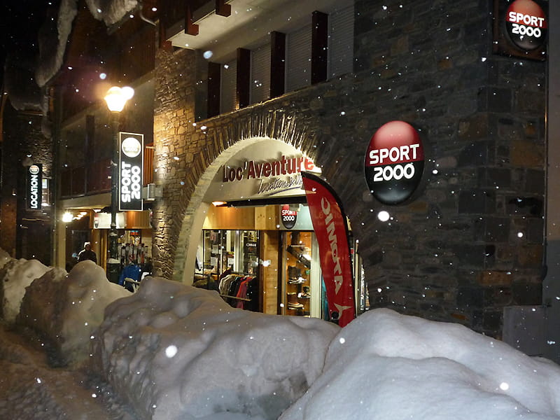 Ski hire shop Loc Aventure in Route de soulan - La Ferme du moulin, Saint Lary