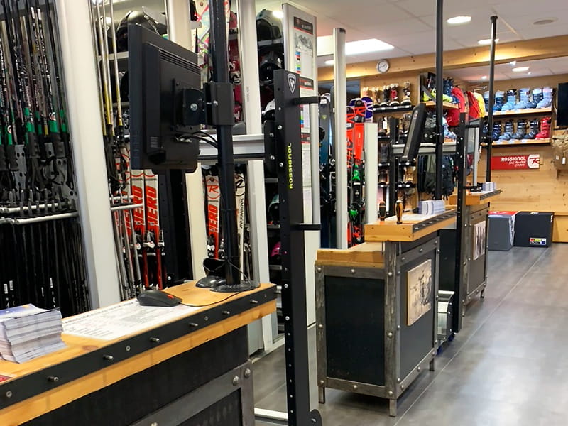 Ski hire shop Signature in Route de soulan - La Ferme du moulin, Saint Lary