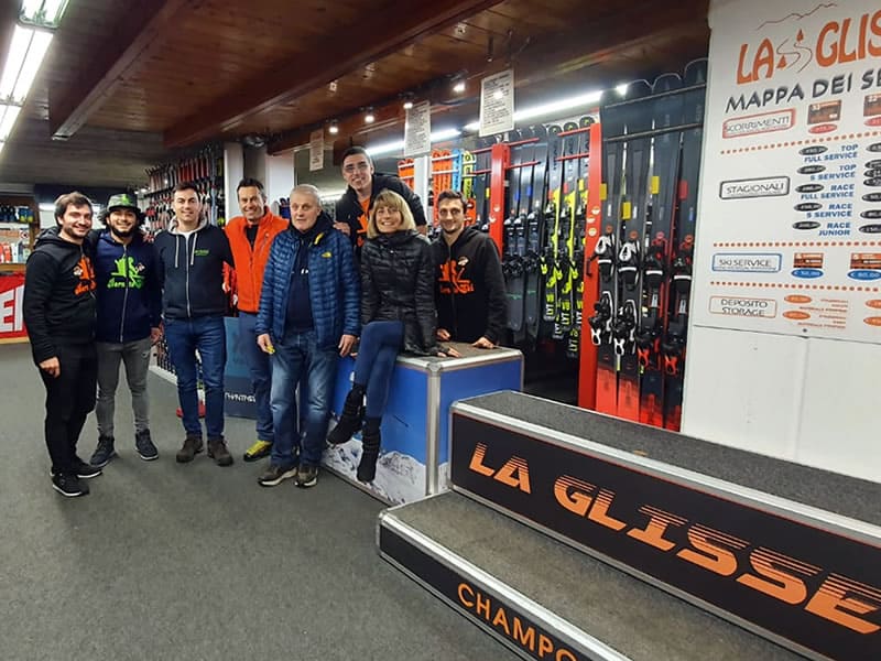 Ski hire shop Ski rent La Glisse in Route Ramey 65 - Ayas, Champoluc