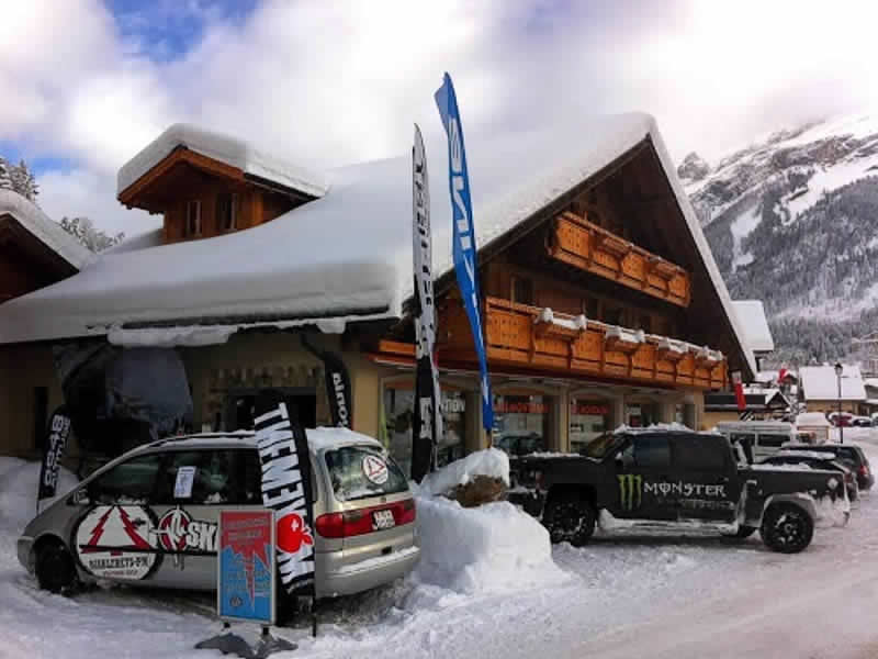 Ski hire shop Diablerets - Passe Montagne in Rue de la Gare 50, Les Diablerets