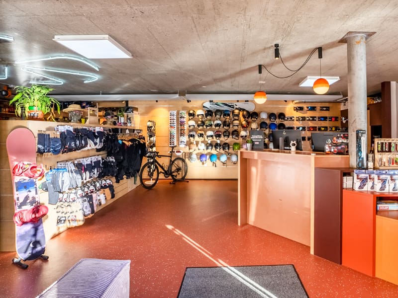 Ski hire shop Backside Verbier in Rue de Ransou 191b, Verbier