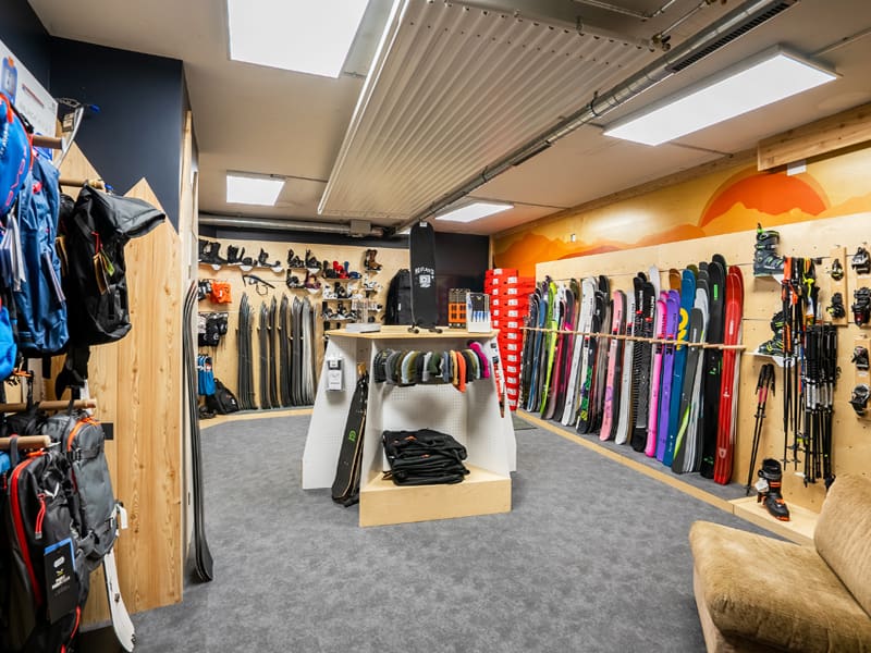 Ski hire shop Backside Verbier in Rue de Ransou 191b, Verbier