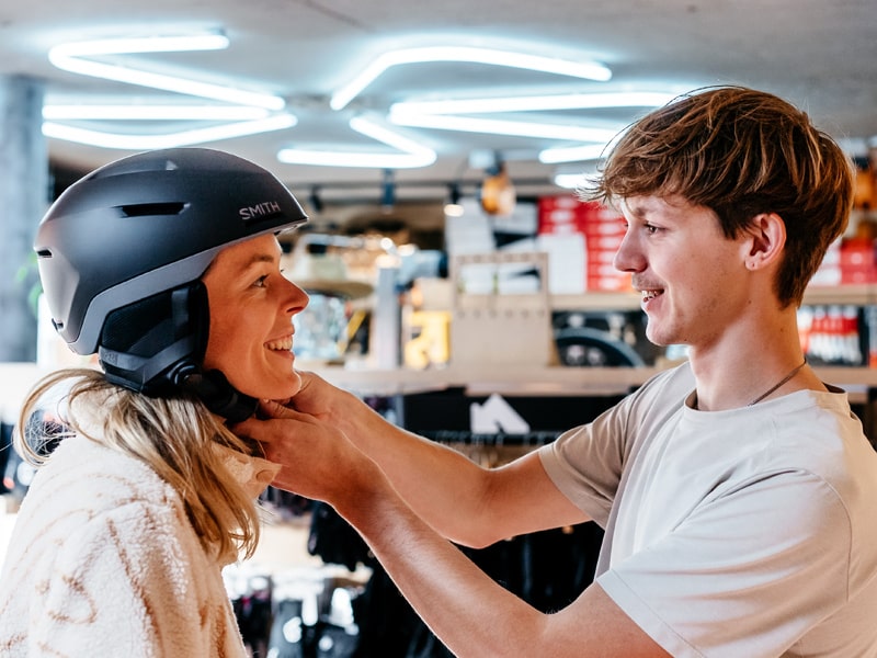 Ski hire shop Backside Verbier in Rue de Ransou 191b, Verbier