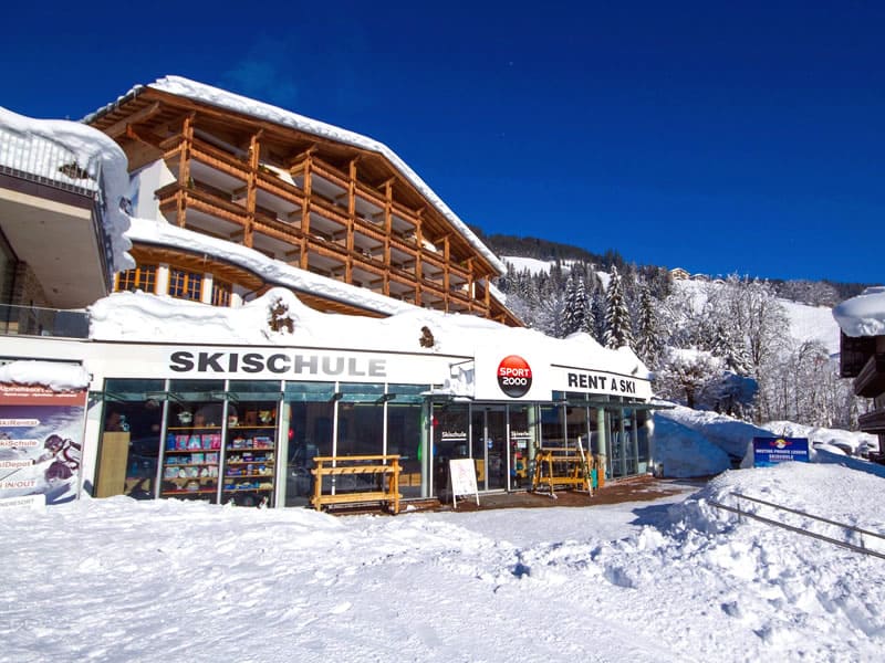Ski hire shop SPORT 2000 Schmitten in Schmittenstrasse 125, Zell am See