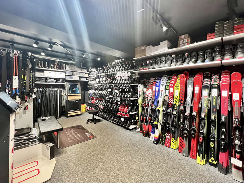 Ski hire shop SPORT 2000 Ruetz in Schulgasse 1, Westendorf