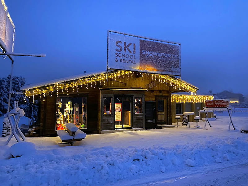 Ski hire shop Snowsports Westendorf in Schulgasse 15, Westendorf