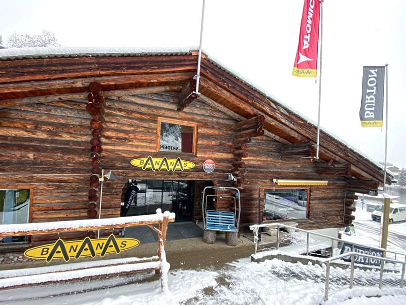 Ski hire shop Bananas by Gisler Sport in Seeblickstrasse 6, Arosa