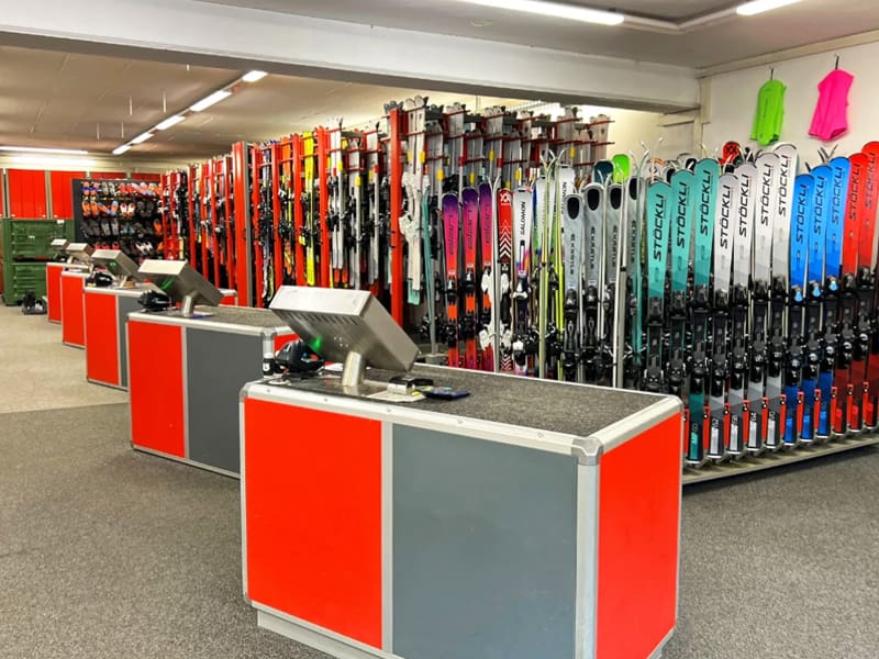 Ski hire shop Sportservice Erwin Stricker in Talstation Seilbahn Plose/St. Andrä, Brixen