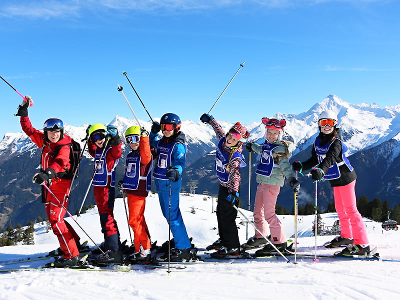 Ski hire shop Skischule Snowsports Mayrhofen in Tuxerstrasse 714, Mayrhofen