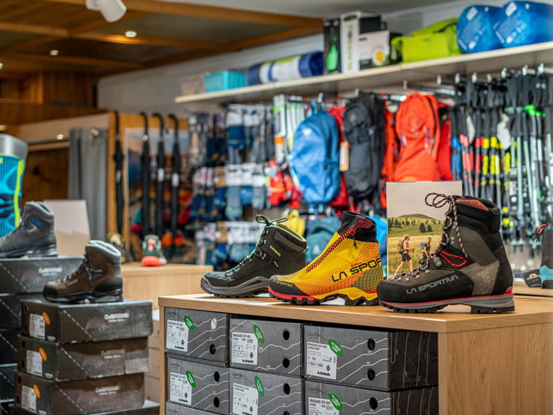 Ski hire shop SPORT 2000 Venter Kaufhäusl in Venterstrasse 40, Vent