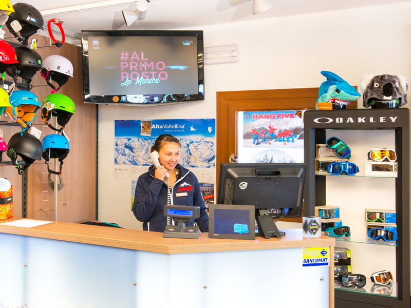 Ski hire shop Celsino Sport in Via Battaglion Morbegno 1, Bormio