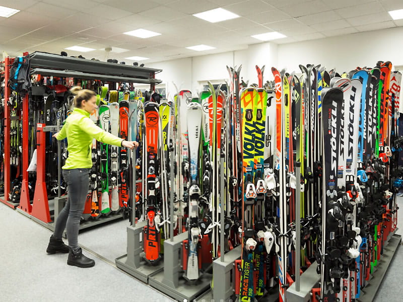 Ski hire shop Rent and Go Rosskopf in Brennerstrasse 36/37 - Via Brennero 36/37, Sterzing