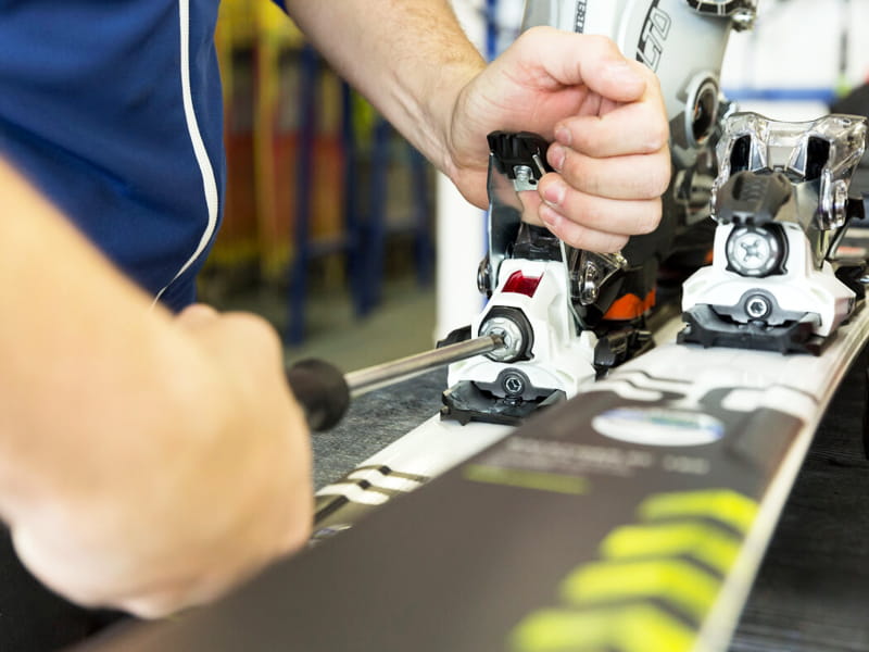 Ski hire shop Italo Sport in Via Dolomiti, 7, Toblach