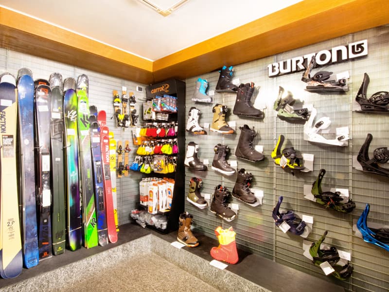 Ski hire shop Celso Sport in Via Vallecetta, 5, Bormio